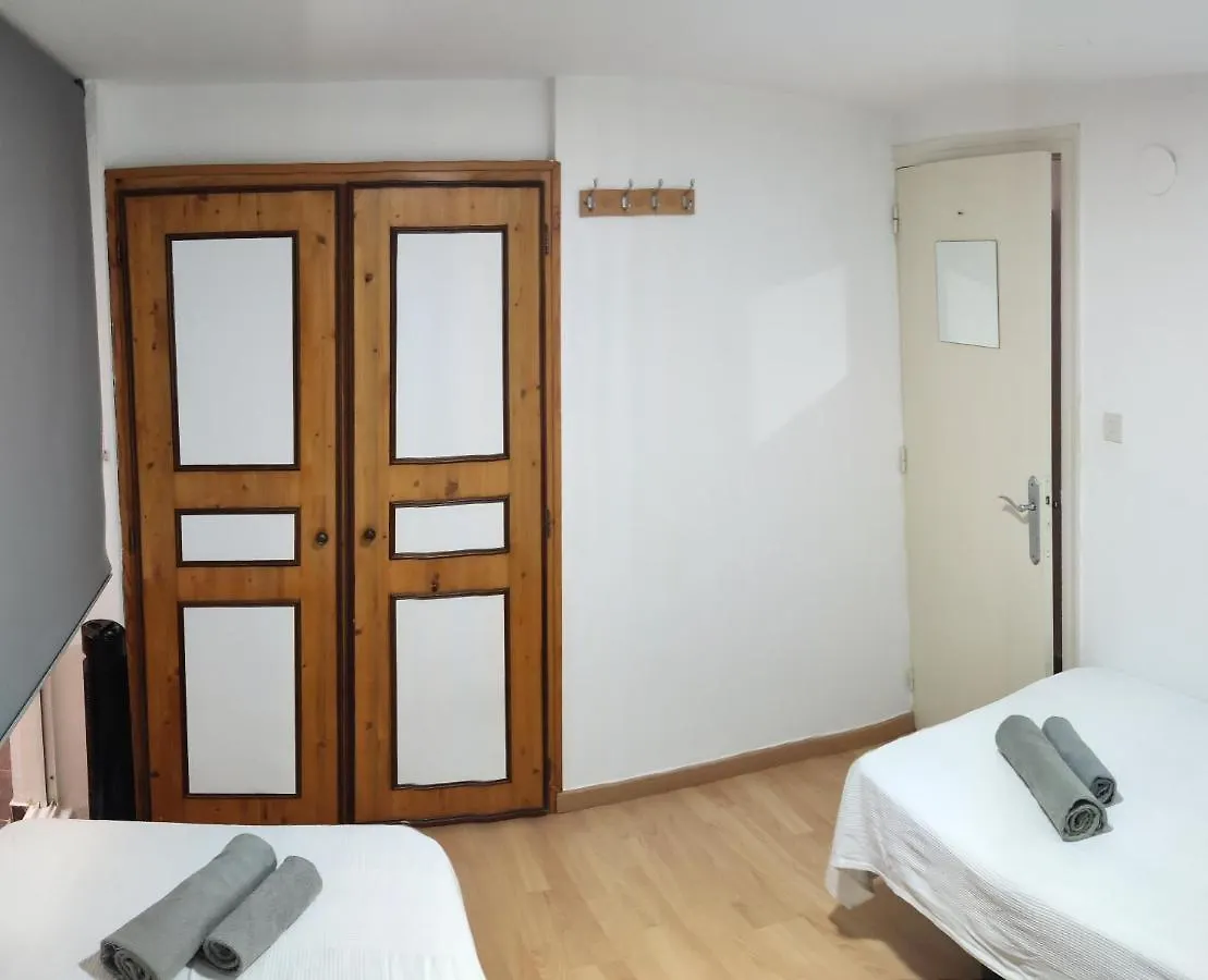 Apartamento Para Familias A 50 Metros De La Playa Roses 0*,  Spanyolország